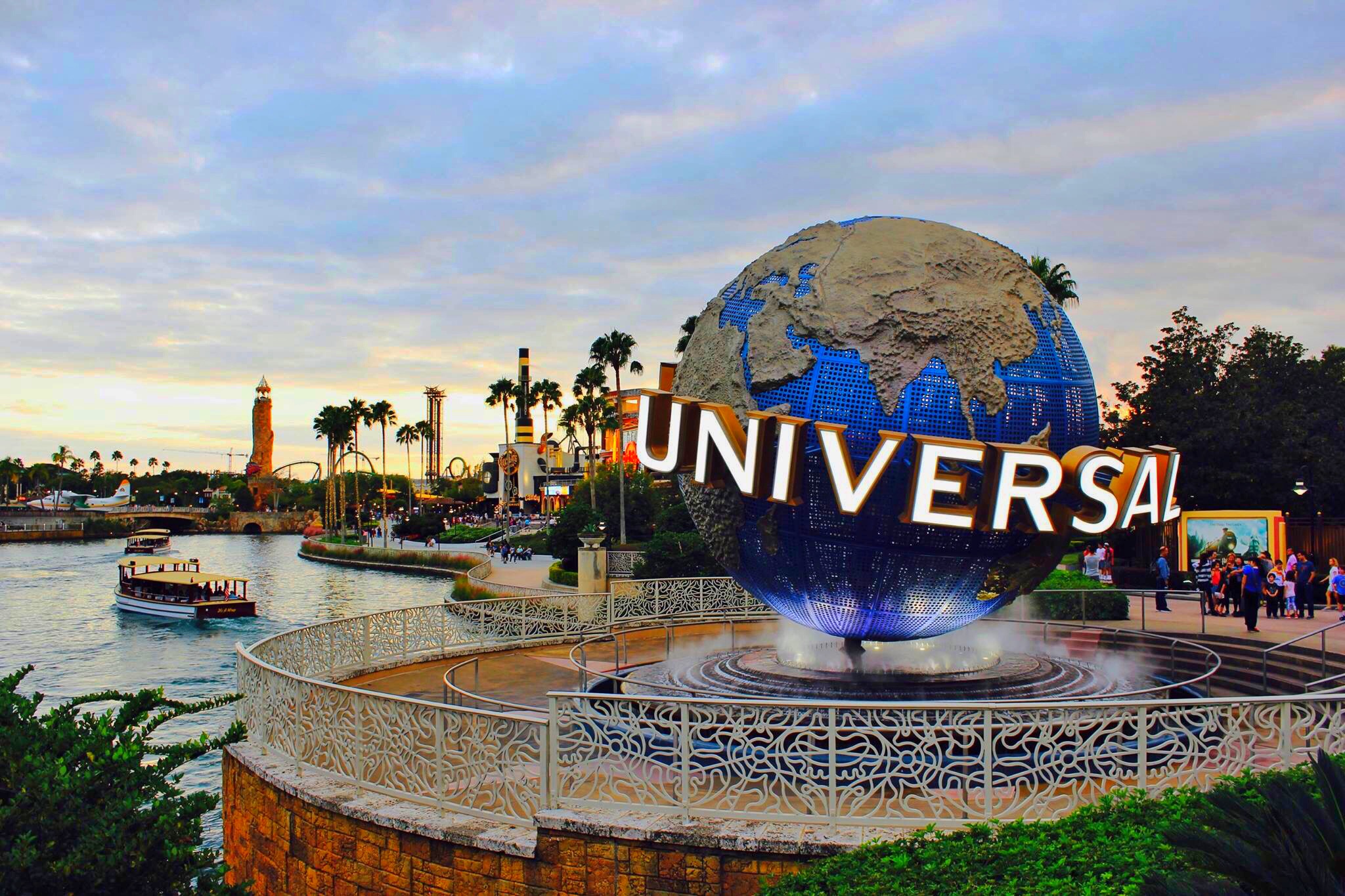 Universal Orlando Park to Park Tickets - USA / Canada Residents 2024