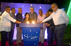Holiday spirit to Colombo